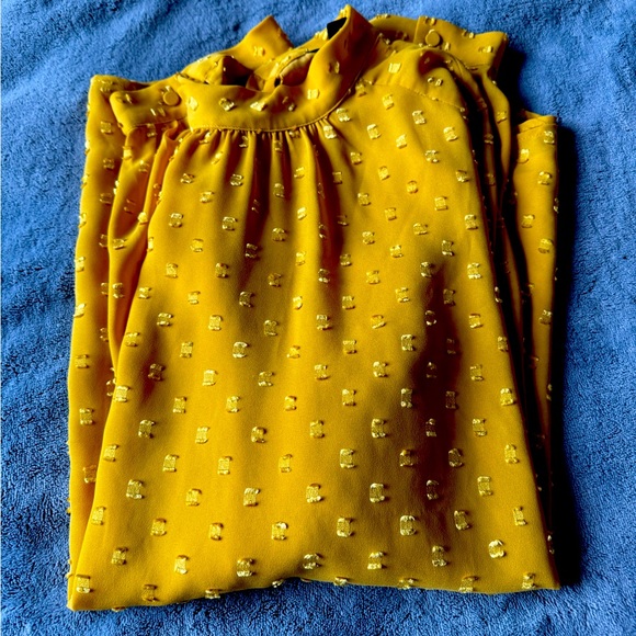 Ann Taylor goldenrod yellow blouse size XL - Picture 4 of 5